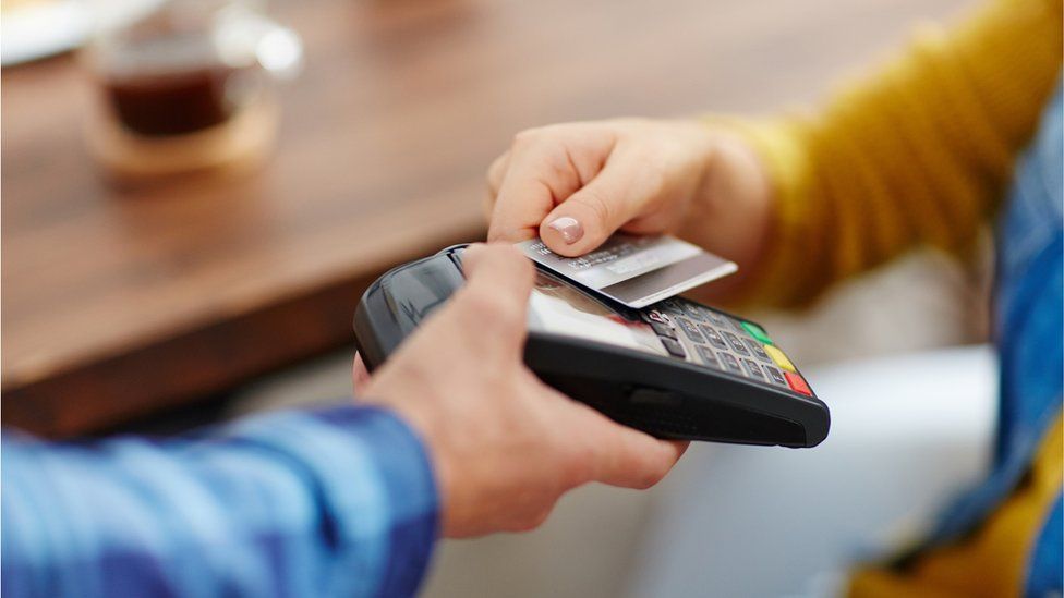 U.S consumers are relying more on credit cards as they burn through their pandemic savings.
Image Source: BBC